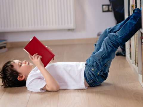 Come far studiare a casa i bambini delle elementari