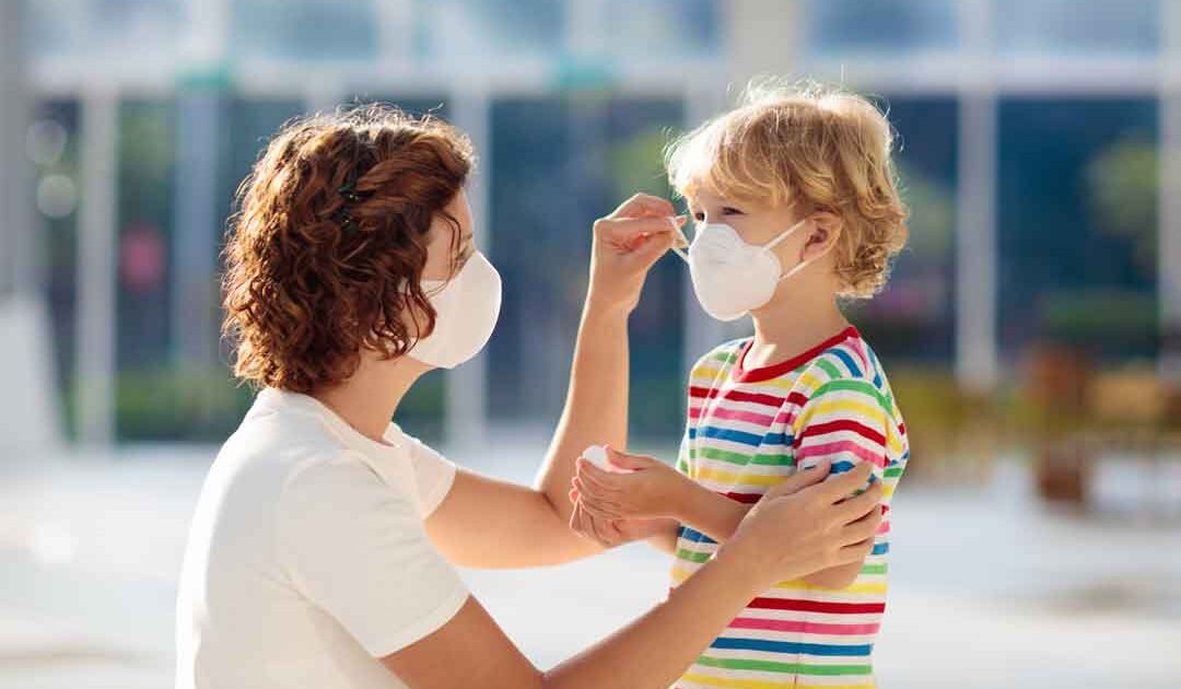 Cover per le mascherine: I bambini si proteggono con il sorriso