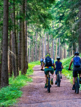 Vacanze estate 2020: tutti in bici