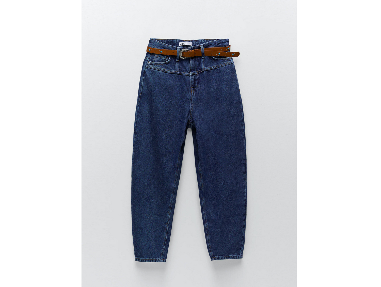 Mom jeans: a chi stanno bene e come indossarli - Donna Moderna