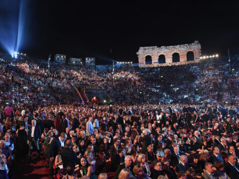 Heroes, il primo grande concerto italiano in streaming
