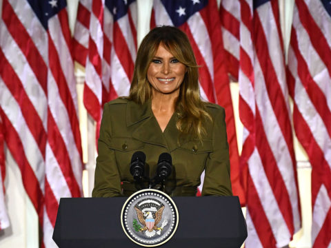 Melania, la rivalità con Ivanka e la sua freddezza