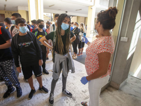 Scuola, caos insegnanti: perché mancano