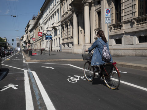 Codice della Strada: bici contromano e multe dai netturbini