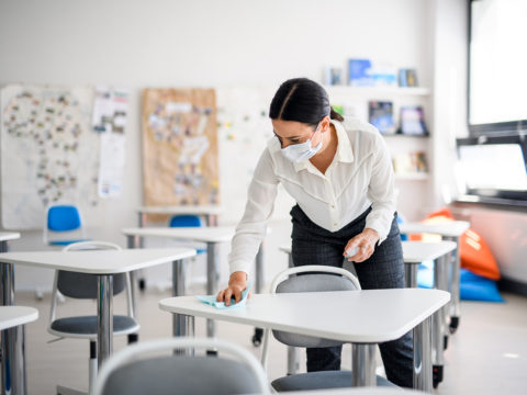 Scuola e covid, i rischi penali per i genitori