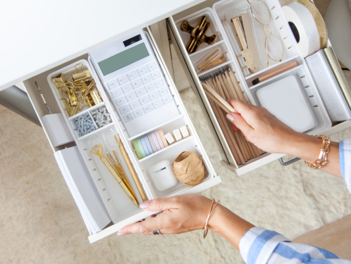 Come essere più produttivi? Organizziamo la scrivania con gli accessori giusti
