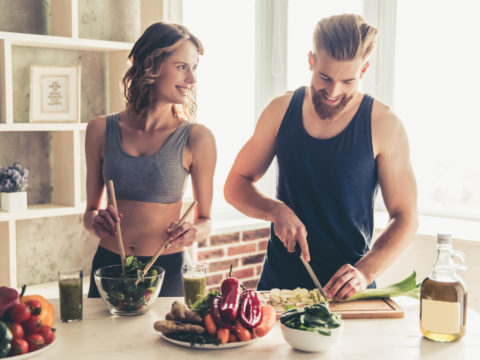 Sport e alimentazione: cosa e quanto è meglio mangiare dopo l'allenamento?