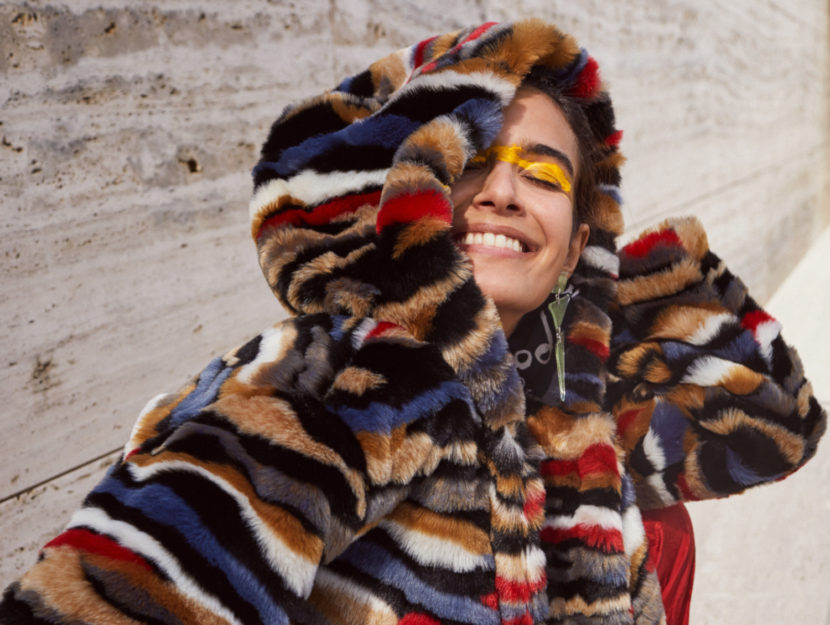 Desigual propone i nuovi cappotti per l'autunno inverno 2020-21