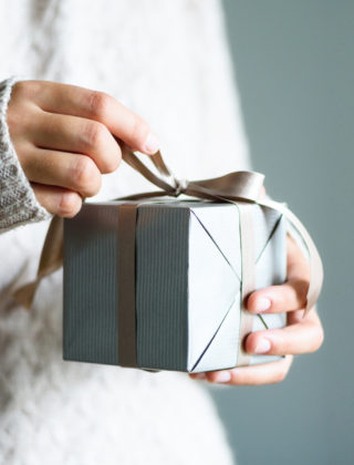 Pensierini natalizi last minute: 10 regali simbolici per Natale