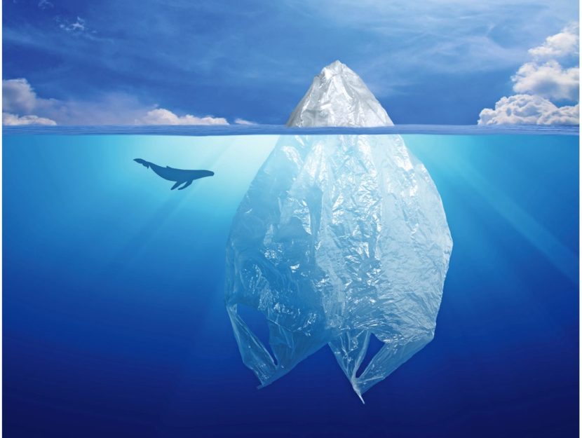 Iceberg di plastica mare