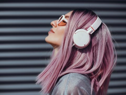 La musica influisce sulla nostra vita e sul benessere: cosa dice la scienza
