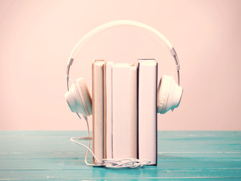 Se non hai mai provato gli audiolibri è il momento di farlo