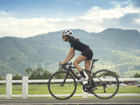 Ciclismo e dolori, 5 modi per pedalare senza fare sforzi eccessivi