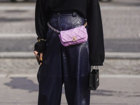 Belt bag: le borse-marsupio di tendenza per l’inverno