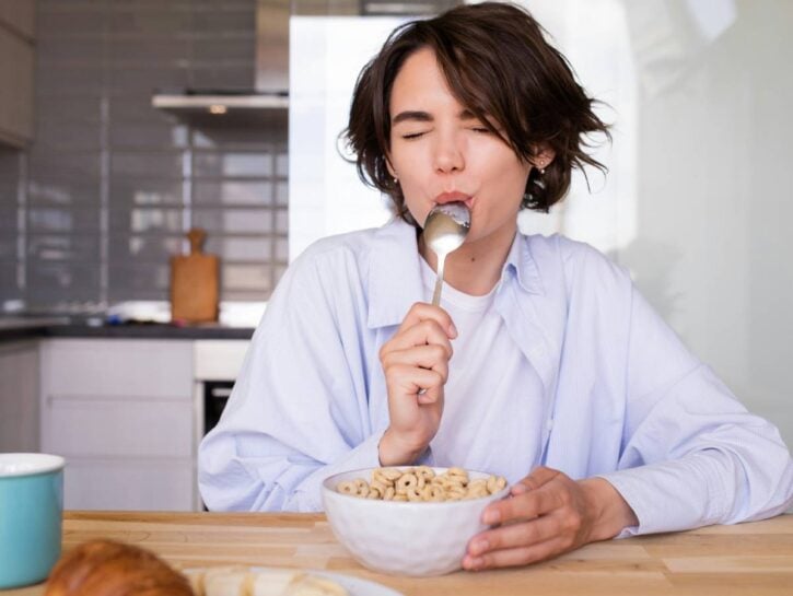 Attacchi di fame? Ecco cosa è meglio mangiare
