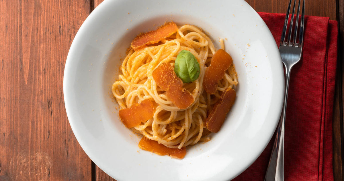 Bottarga: cosa è, come si mangia e ricette - Donna Moderna