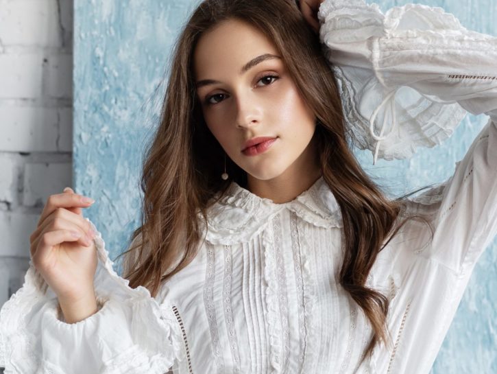 Bridgerton, come sfoggiare un look ispirato alla romantica serie tv Netflix