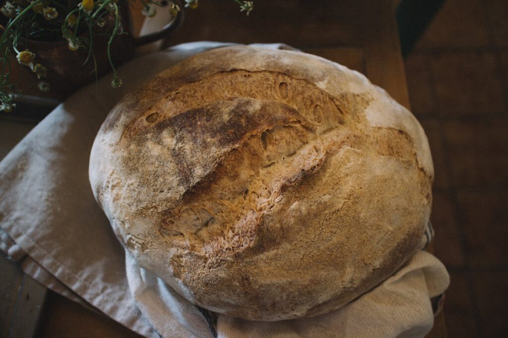 pagnotta di pane artigianale sul tavolo