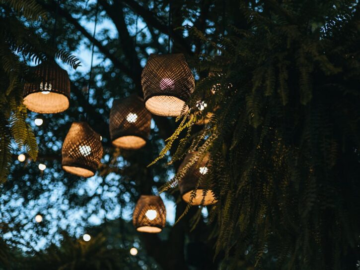 Giardino illuminato: idee e consigli per un'esplosione di luce e stile