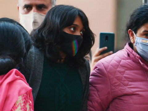 Chi è Disha Ravi, l'attivista indiana che si batte per l'ambiente