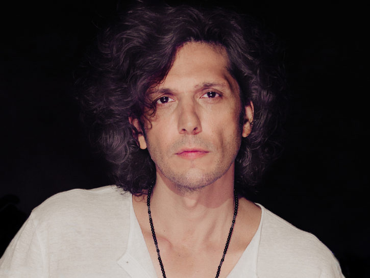 Sanremo 2021: Ermal Meta canta 