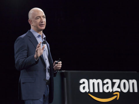 Come fa Jeff Bezos a vedere il futuro prima di noi?