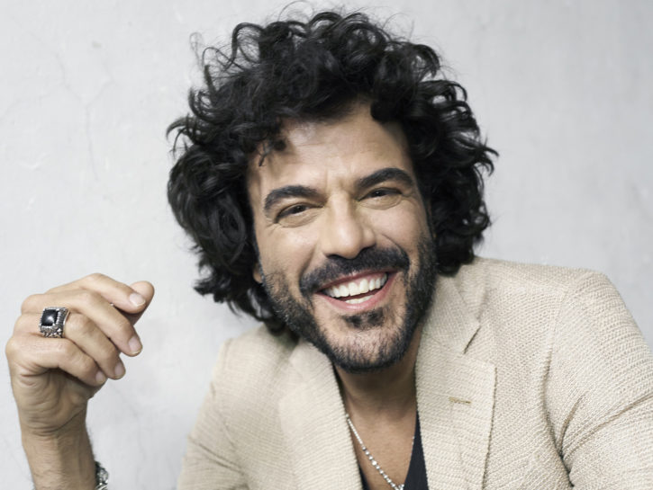 Francesco Renga canta 