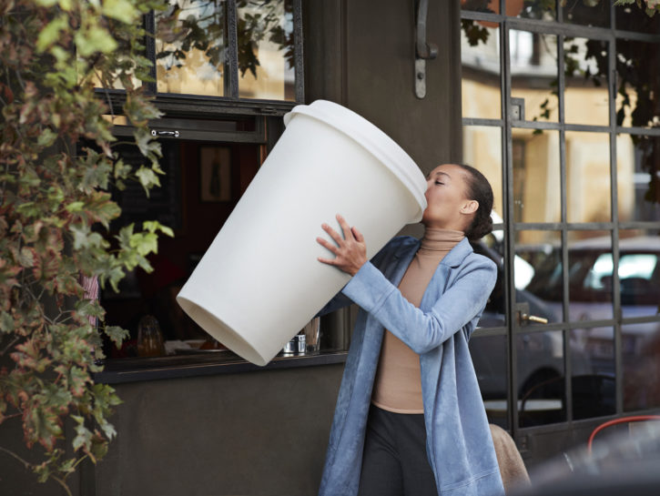 Bere troppo caffè riduce la materia grigia del cervello?