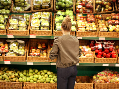 Mangiare sano risparmiando: la sfida possibile