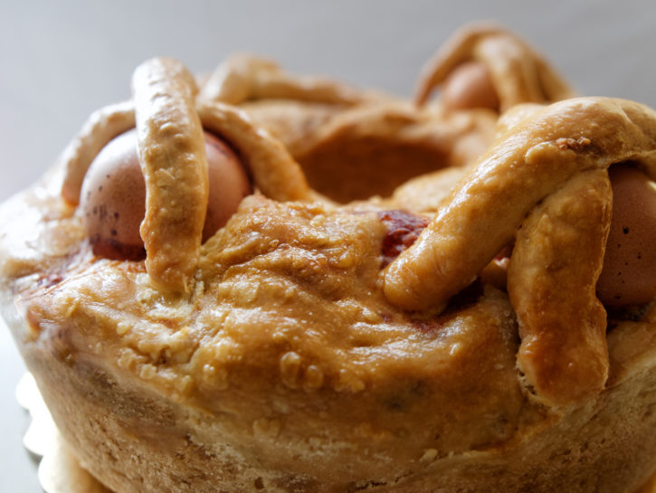 La ricetta classica del casatiello dolce