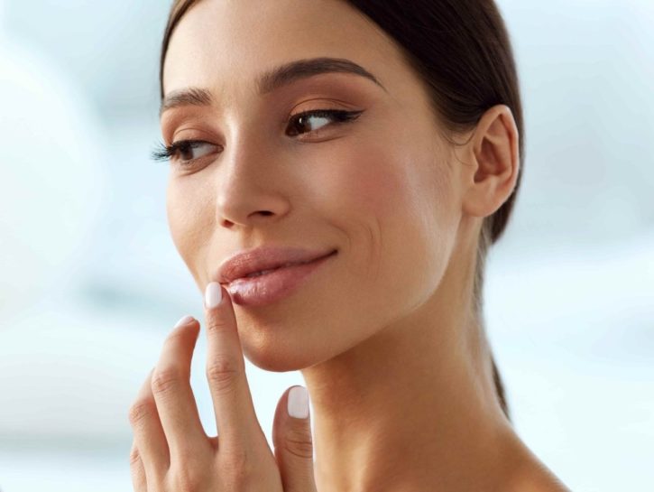 5 motivi per cui dovresti fare una maschera alle tue labbra