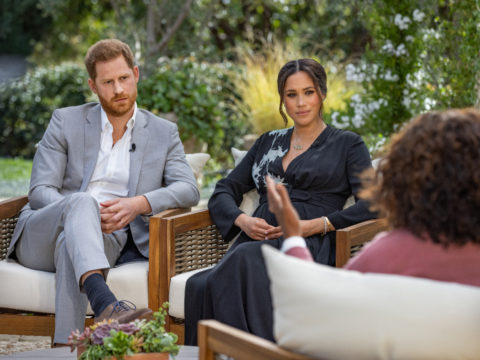 Harry e Meghan da Oprah: «Ho pensato al suicidio»