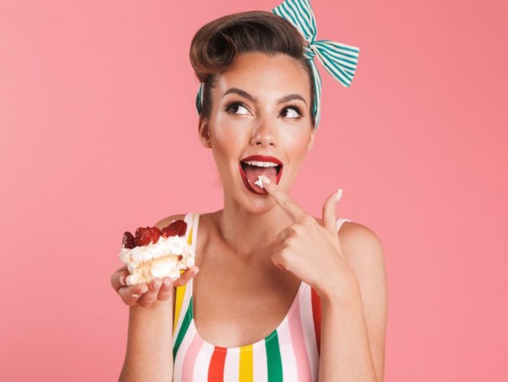 Buone maniere e cibo: in quali occasioni possiamo mangiare con le mani?