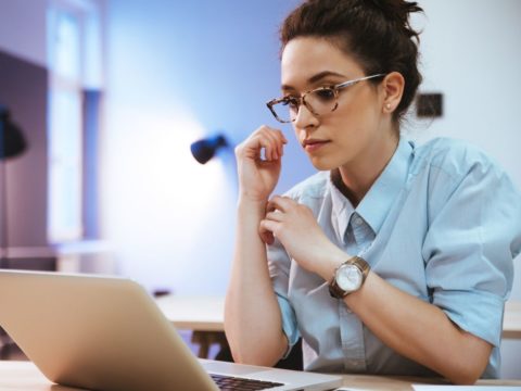 Perché devi smetterla di farti sommergere dalle deadline