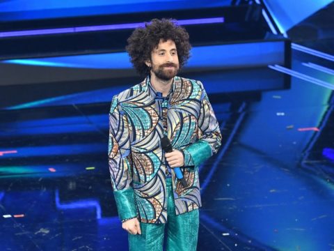 Gio Evan a Sanremo 2021 con "Arnica": tutto sul cantante e poeta