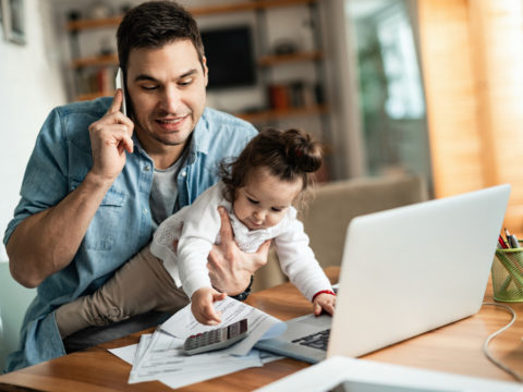 Assegno unico per i figli: cambia nel 2023