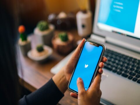 Spaces, anche Twitter ha la sua risposta a Clubhouse: come funziona?