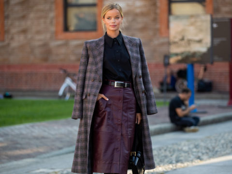 Tendenza Dark Academy: lo stile collegiale bon ton che sta bene a tutte