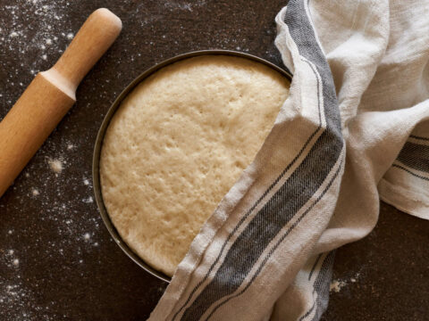 Come si prepara un impasto base con lievito di birra: la guida step by step