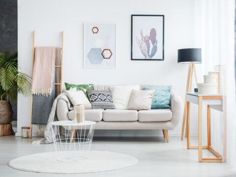 10 modi intelligenti per trasformare la tua living room (senza stravolgerla)