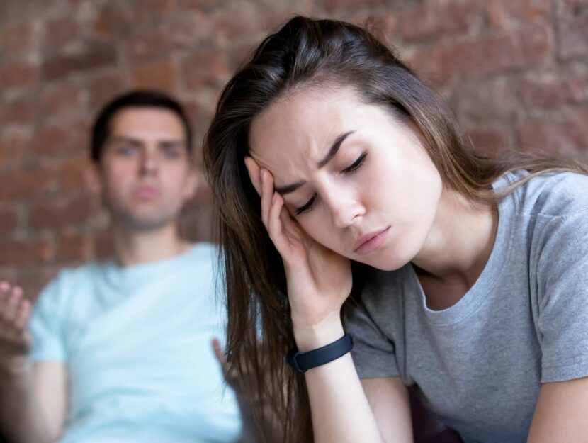 situazione tesa fra un uomo e una donna