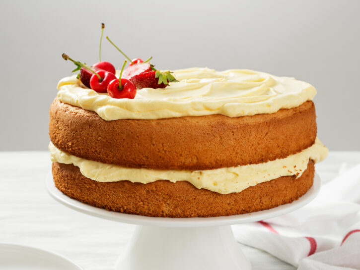 Torta con crema pasticcera