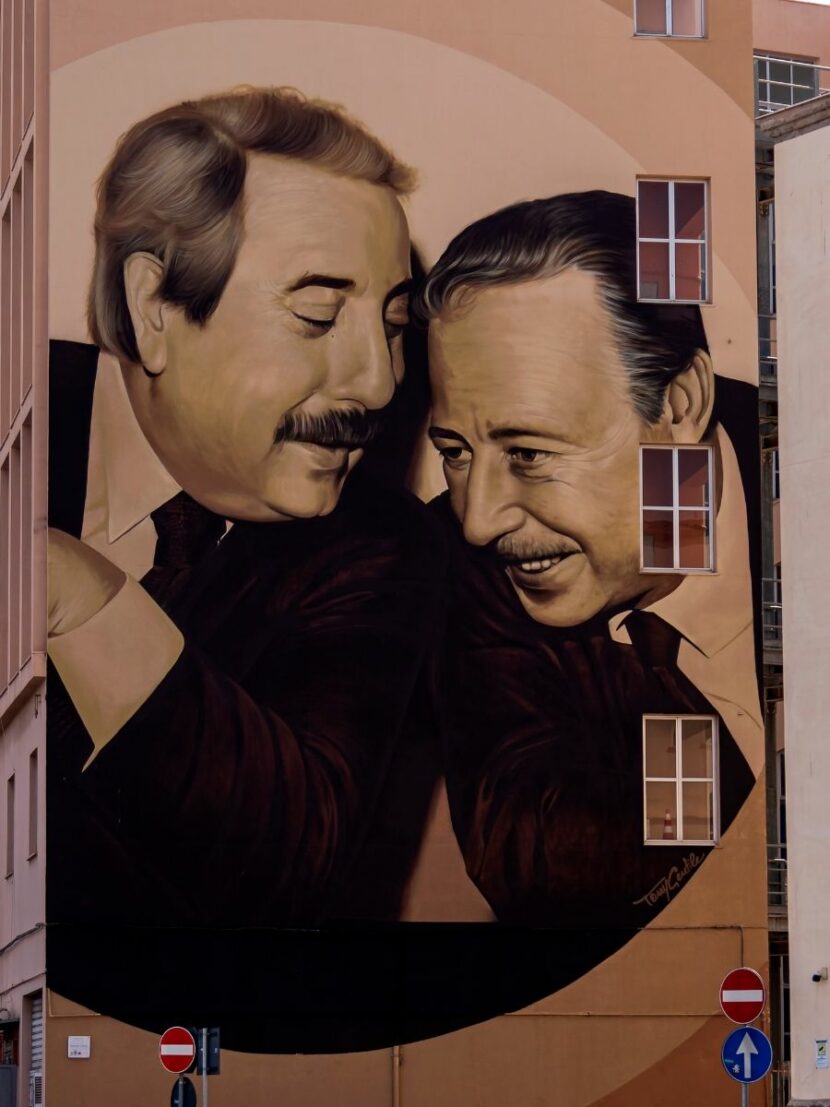 Murales dedicato a Falcone e Borsellino