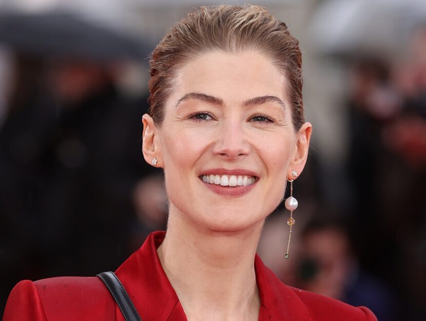 l'attrice Rosamund Pike