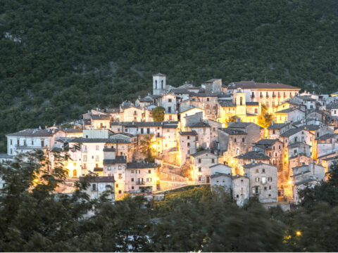 In Abruzzo l’Italia diventa selvaggia: idee per un viaggio