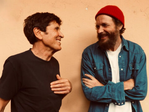 Gianni Morandi canta "L'allegria" di Jovanotti