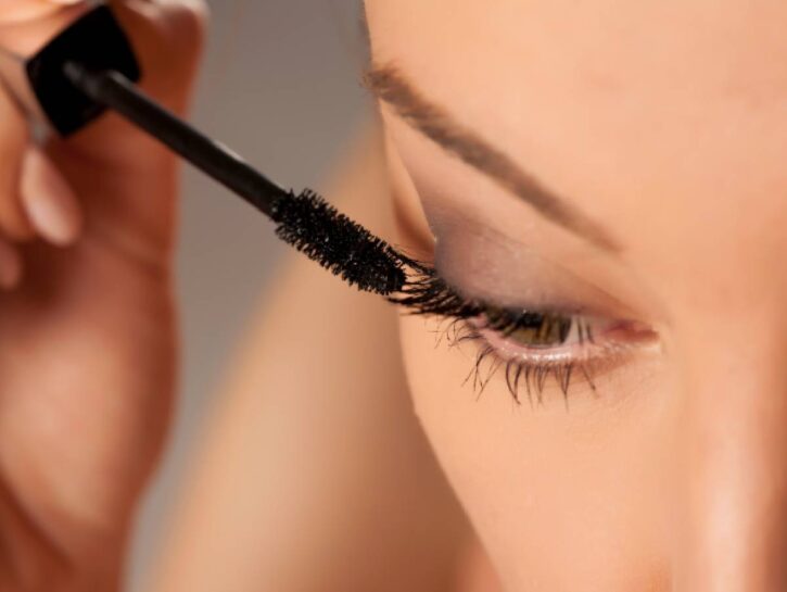 Come rimediare al mascara che fa grumi