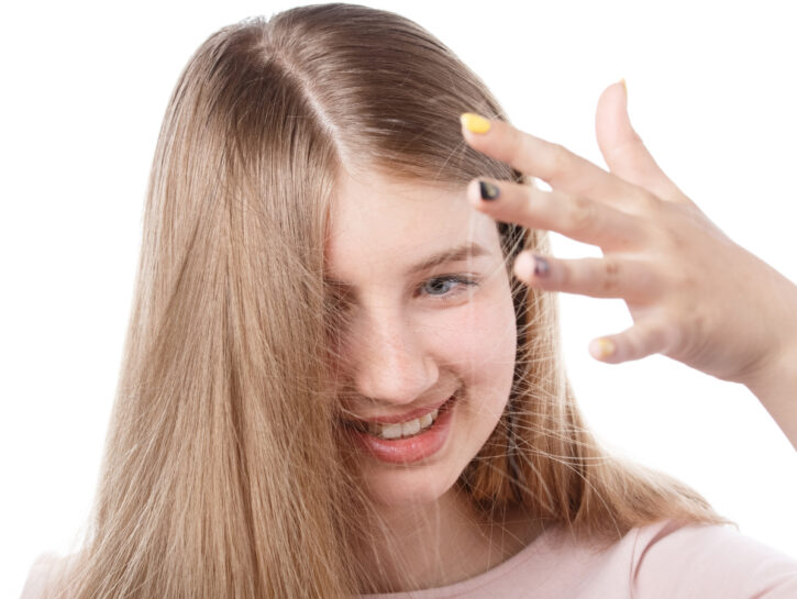 10 modi semplici per sbarazzarsi dei capelli 