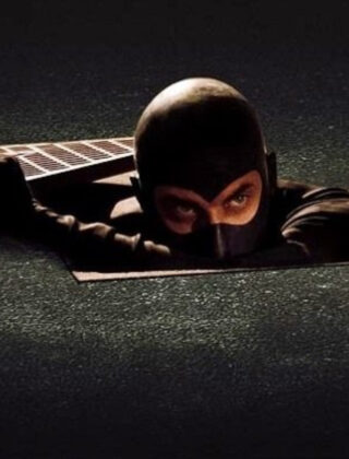 Diabolik: il trailer del film con Luca Marinelli e Miriam Leone