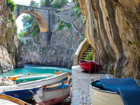 10 scorci segreti d'Italia dove andare per tuffarsi nella bellezza